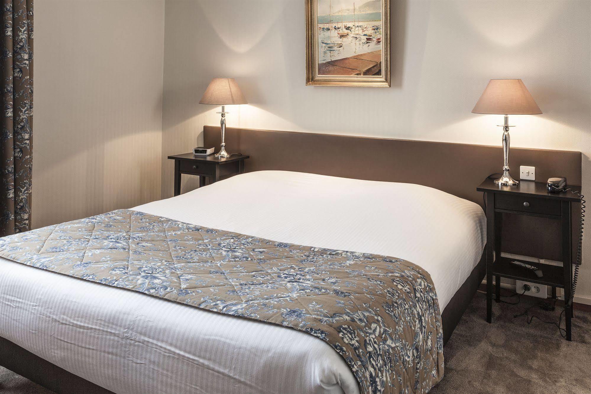 The Originals Boutique, Hotel Des Princes, Strasbourg Centre Buitenkant foto