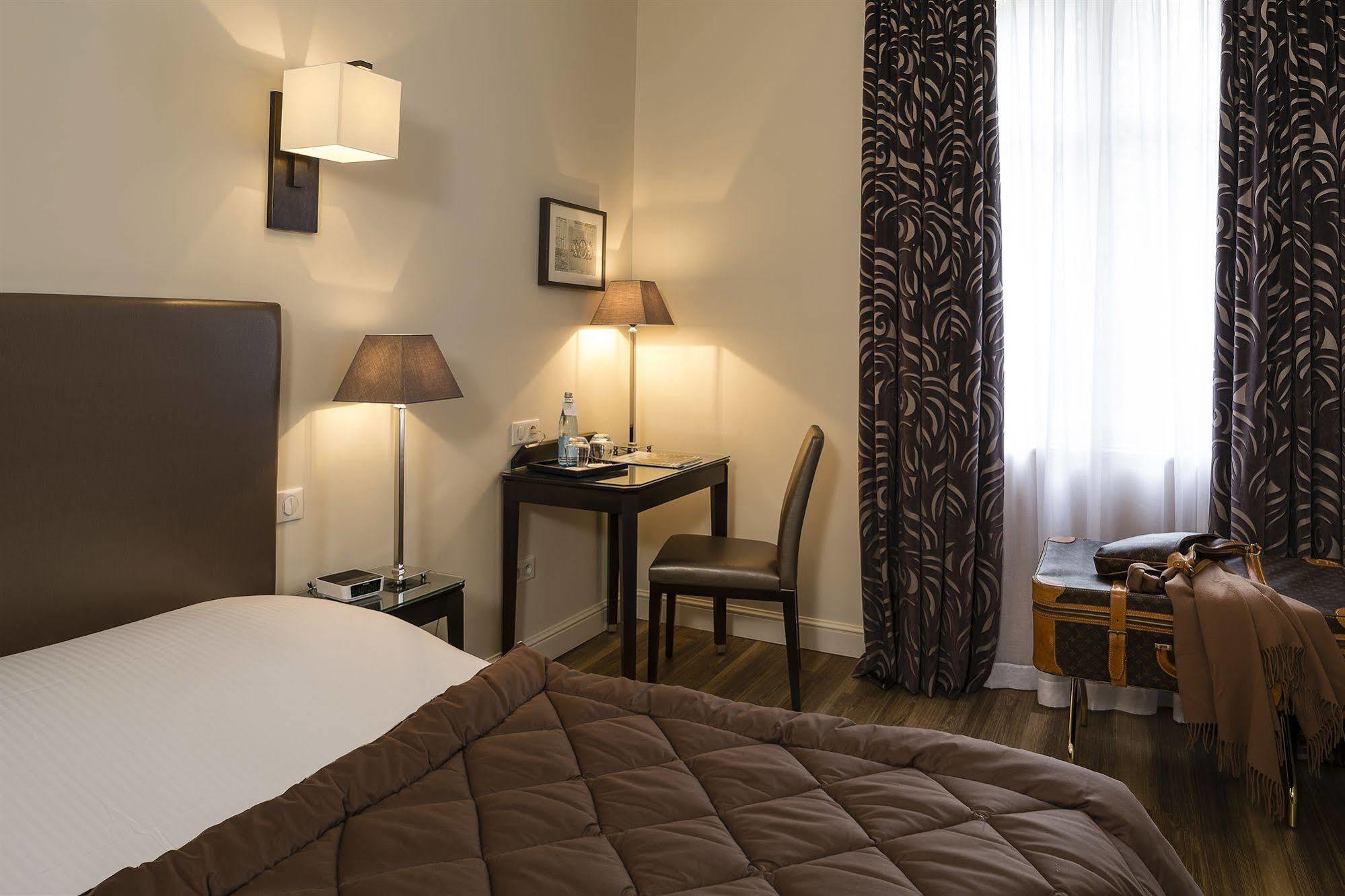 The Originals Boutique, Hotel Des Princes, Strasbourg Centre Buitenkant foto