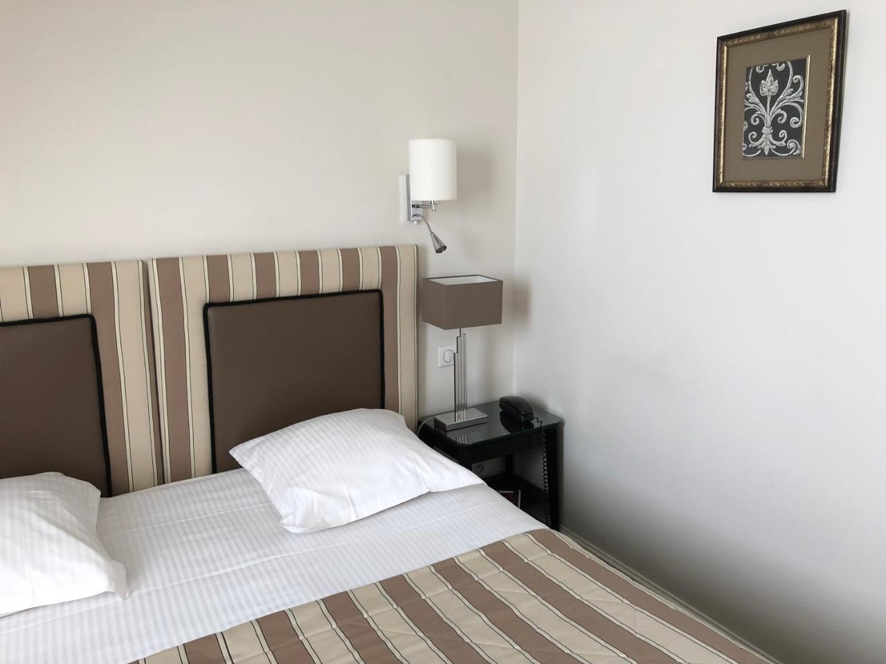 The Originals Boutique, Hotel Des Princes, Strasbourg Centre Buitenkant foto